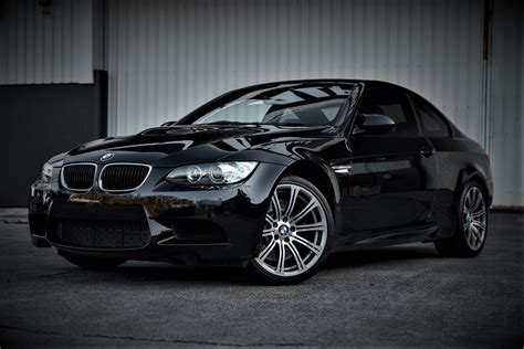 BMW M3 **v8** – Auto Direct Group