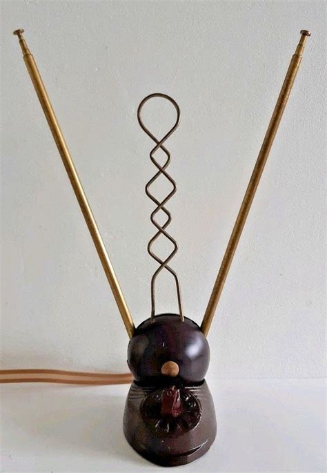 Vintage TV Antenna 1950s Television Brass Cast Iron Bakelite 12 Setting ...