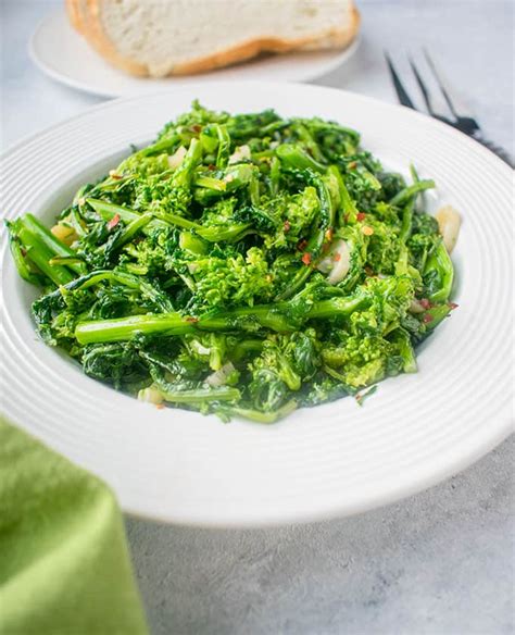 Rapini (Broccoli Rabe) with Garlic - Cooking with Mamma C