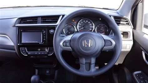 Honda BRV SUV Picture Gallery. Interiors, Exteriors, Colors, Specs of BRV