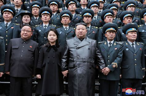 Kim Jong Un's daughter tags along to missile launch, again raising ...