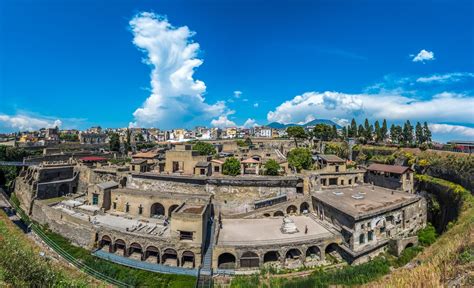 Day Tour of Pompeii and Herculaneum ruins with a visit to Vesuvius by ...