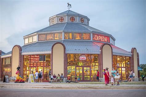 10 Tips for Visiting the Silver Beach Carousel | Southwestern Michigan ...