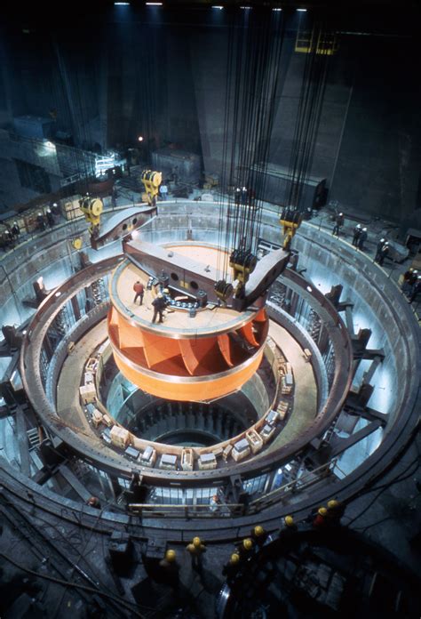 Hydroelectric Turbine at the Grand Coulee Dam : r/HumanForScale