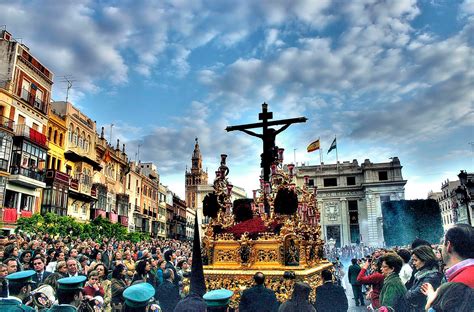 Cómo es la Semana Santa de Sevilla | Bar Tapas Sevilla