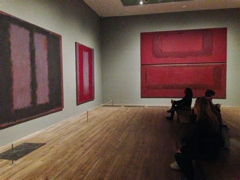 .: Rothko - Permanent Exhibition, Tate Modern, London.