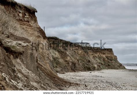 Coastal Erosion Barmston Beach Showing Caravan Stock Photo 2257719921 | Shutterstock