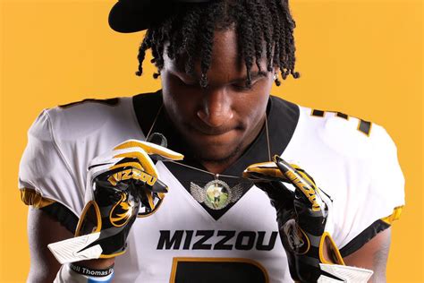 BREAKING: Luther Burden Commits to Mizzou - Rock M Nation