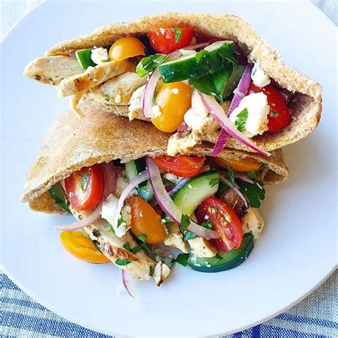 Best Greek Salad Pita Pockets with Grilled Chicken Recipe-How to Make ...