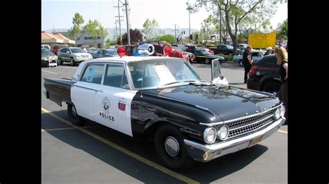 Vintage police cars 40s-70s tribute - YouTube