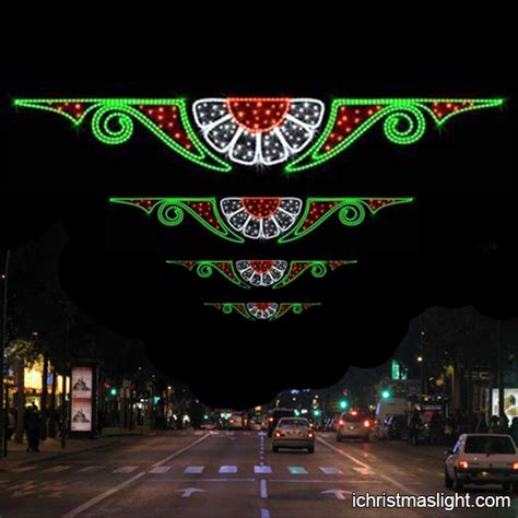 Outdoor red and green Christmas lights | iChristmasLight