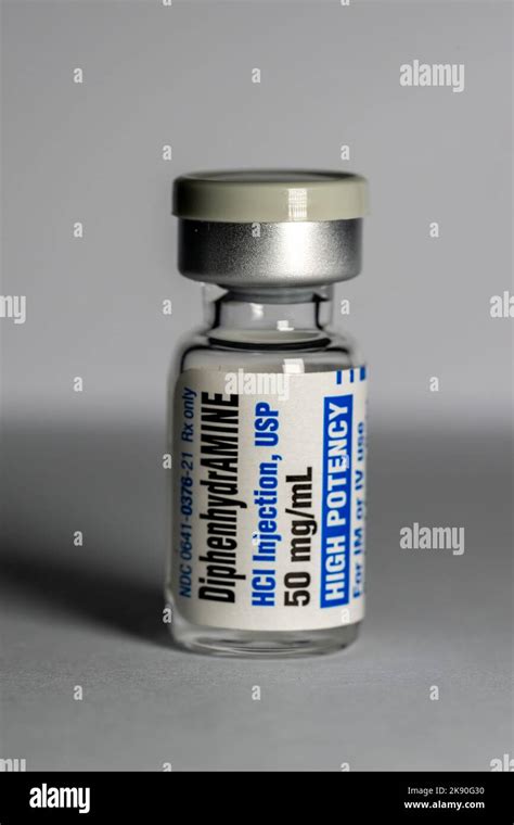 Benadryl 25 mg IV – Elite Hydration IV