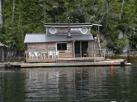 Floating cabin Archives - Tiny House Blog