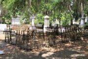 Memorable Bonaventure Cemetery Statues A Must See In Savannah Georgia