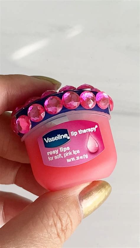 Here s what happens when you use vaseline as a moisturizer – Artofit