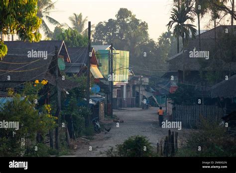 myanmar village daily life - dawei myanmar Stock Photo - Alamy