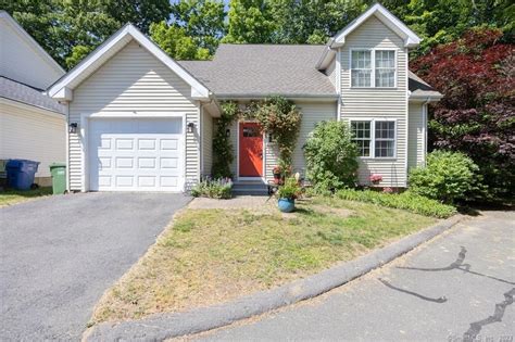 Canton, CT Real Estate - Canton Homes for Sale | realtor.com®