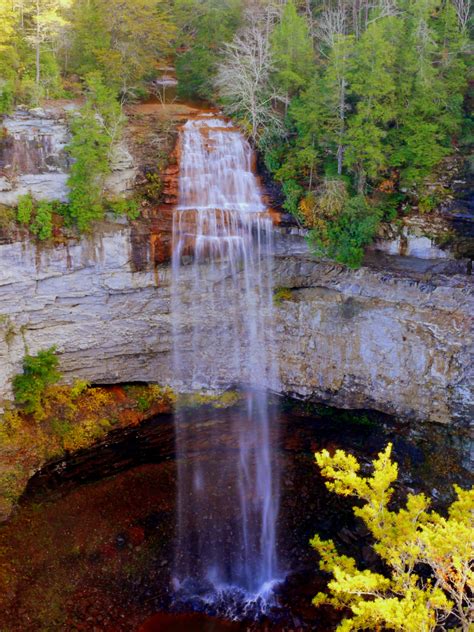 14 Best Places To Experience Fall In Tennessee - Southern Trippers