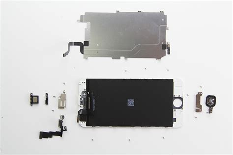 Apple iPhone 6 Screen Replacement and Removal | MyFixGuide.com