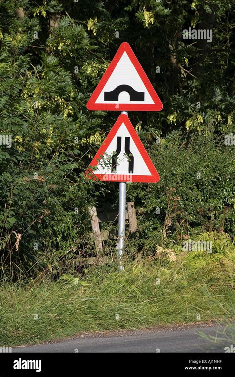 Narrow bridge ahead road sign hi-res stock photography and images - Alamy