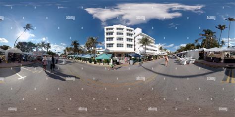 360° view of South Beach Art Deco Weekend - Alamy