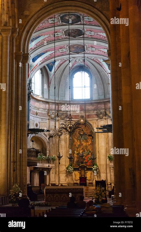 Inside Lisbon's Cathedral Stock Photo - Alamy