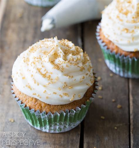 Southern Hummingbird Cake Cupcakes | Recipe Cart