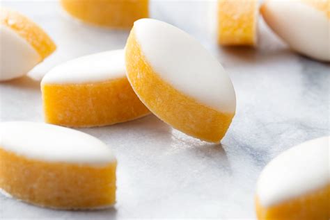 The Calissons of Aix: a Specialty Candy from Provence - French Moments