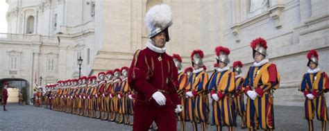 Vatican Guards - History and Facts About One of The Most Famous Military Formations - Pope Web ...