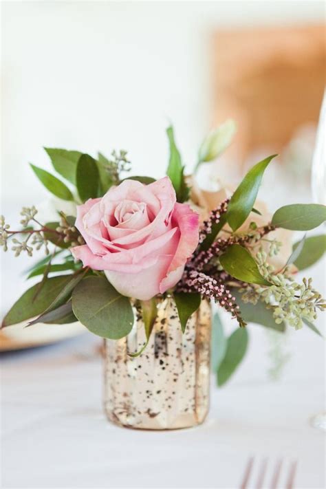 Weddingchicks | Flower arrangements center pieces, Wedding floral ...