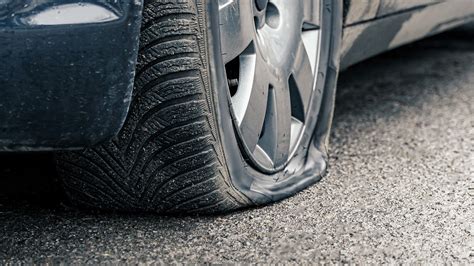 Flat Tire Survival Guide: How To Navigate Flat Tire Troubles | Bankrate