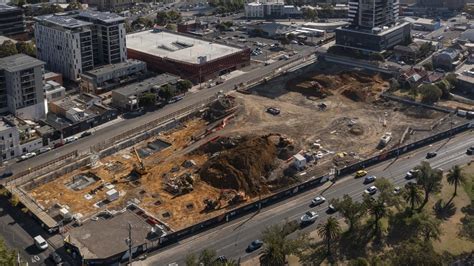 Geelong convention centre works ramp up | Geelong Advertiser