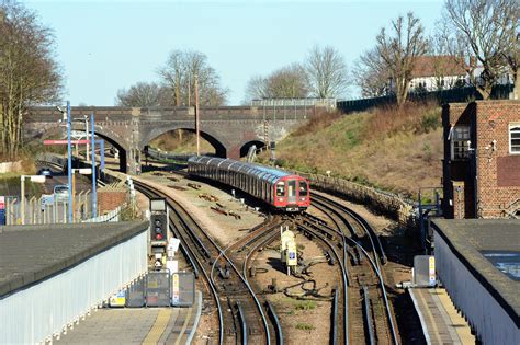 Newbury Park Underground Station Map - England - Mapcarta