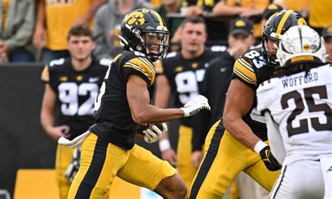 Iowa vs. Northwestern football odds, tips and betting trends | 11/4/2023