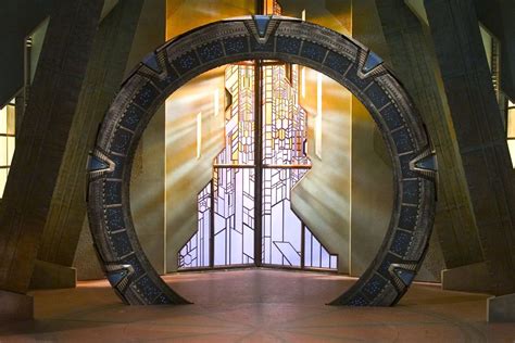 Stargate Atlantis - Gate room Stargate Franchise, Stargate Sg1, Stargate Atlantis, Stargate ...