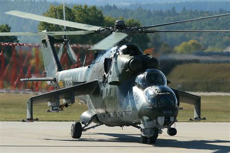 Pakistan to Buy Russian Mi-35 Helicopter Gunships | DefenceTalk