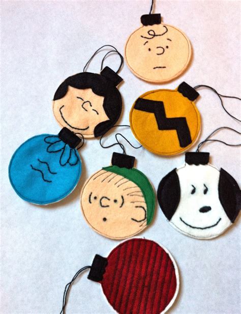 a little gray: Charlie Brown Christmas Ornaments Tutorial