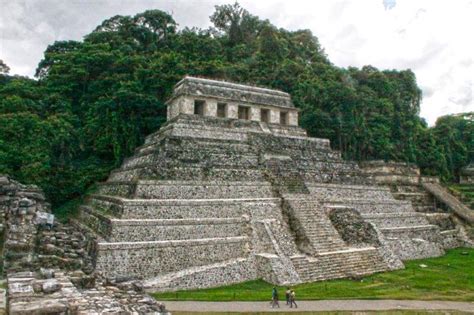 Palenque The Temple of the Inscriptions - Mexico Archeology