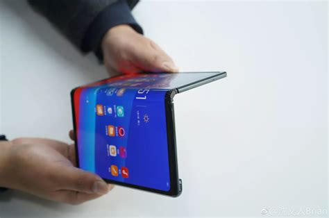 OPPO reveals foldable phone protoype | WhistleOut