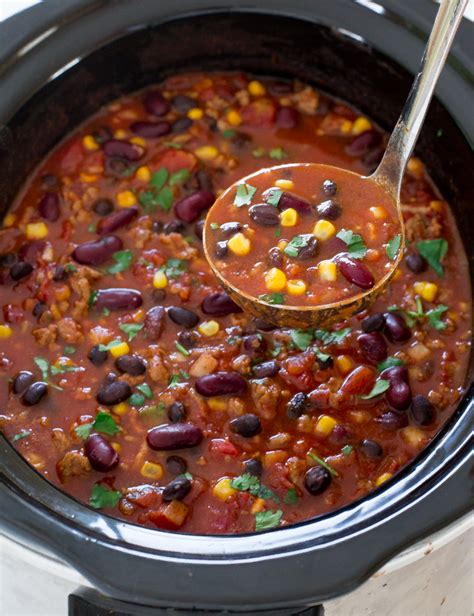 Slow Cooker Turkey Chili - Chef Savvy