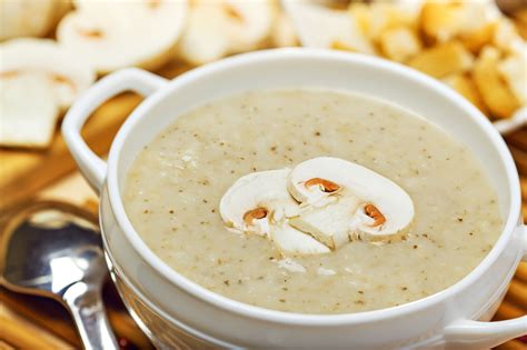 Vegan Cream of Mushroom Soup Recipe