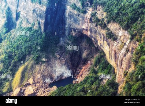 Nohkalikai Falls Cherrapunji, Meghalaya, India Stock Photo - Alamy