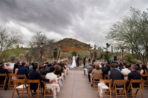 Dramatic desert wedding | Desert botanical garden, Botanical gardens ...