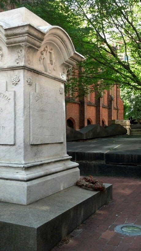 Edgar Allan Poe's grave Baltimore MD | Historic baltimore, Cemeteries ...