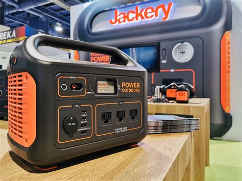 Jackery's enormous Power Station Explorer 1000 is $100 off ($900)