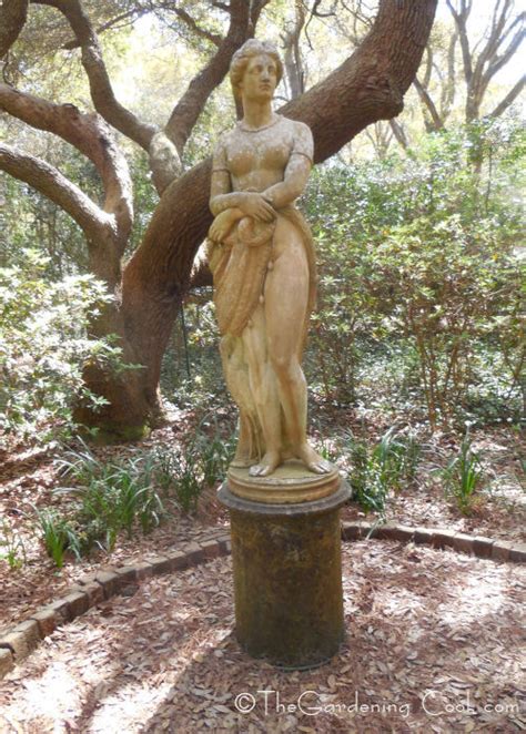 Elizabethan Garden Statues - Manteo - Roanoke Island