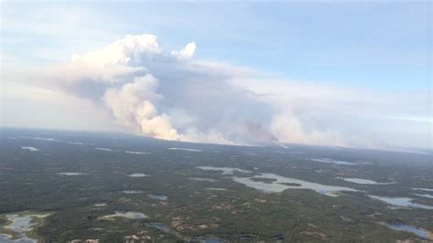 Crews prioritize fire burning 30km outside Yellowknife - North - CBC News