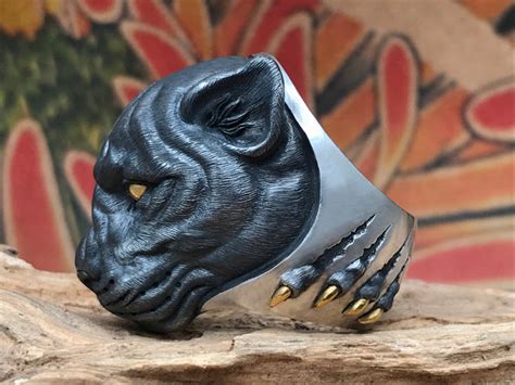 Black Panther Ring – Holy Buyble