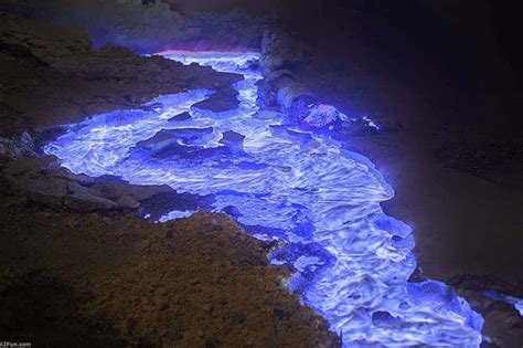 GeoPictures of the Week: Volcano Lava Creates Stunning Blue Flames