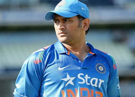 MS Dhoni Net Worth, Biography, Wiki, Height, Age Family & More